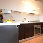 .la Casa Gandolfi. . *